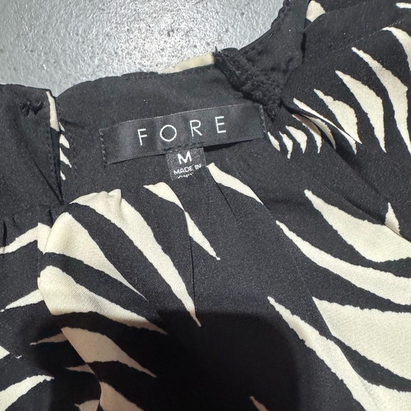 Stylish Black and White Women's Jumpsuit - Picture 3 of 9